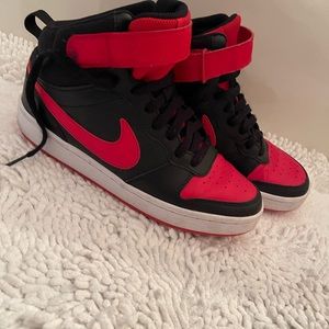 Nike mid top sneakers